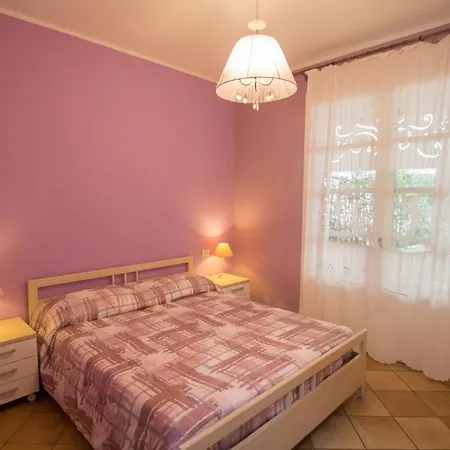 Apartment In Prestigiosa Del '700 Albissola Marina